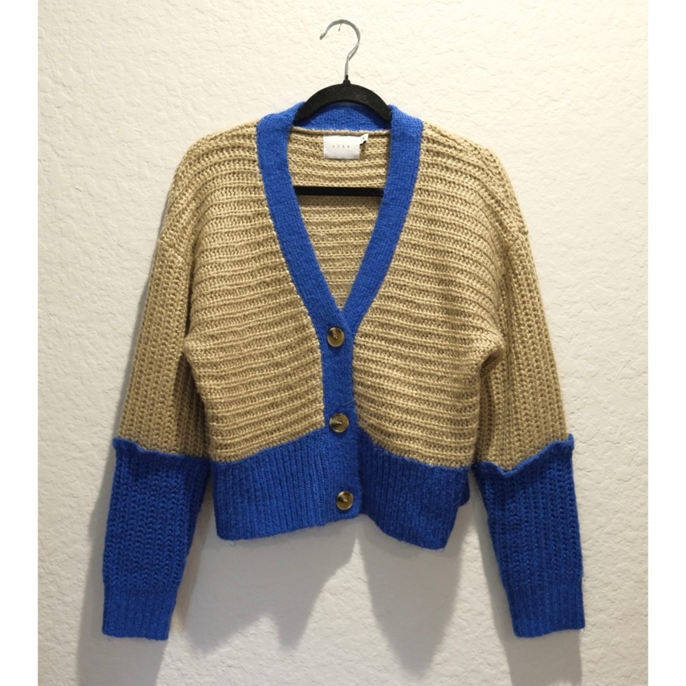 Lush Chunky Knit V-Neck Cardigan Size M Tan Blue Colorblock Buttons